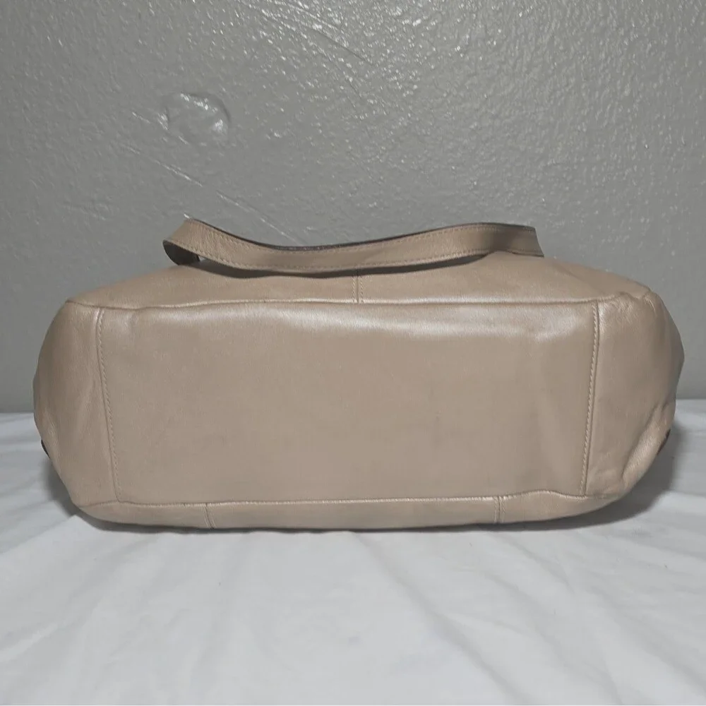 Coach Madison Beige Taupe Leather Tote Bag Zip Top Pink Lining Silver Charm [083